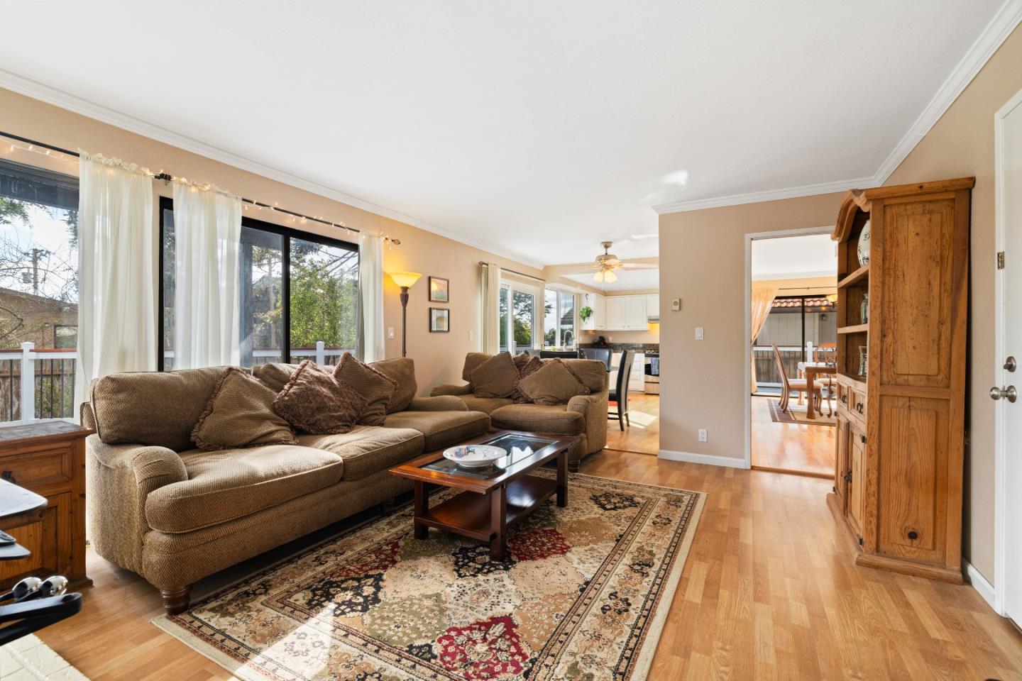 Detail Gallery Image 19 of 46 For 256 6th St, Montara,  CA 94037 - 4 Beds | 2/1 Baths