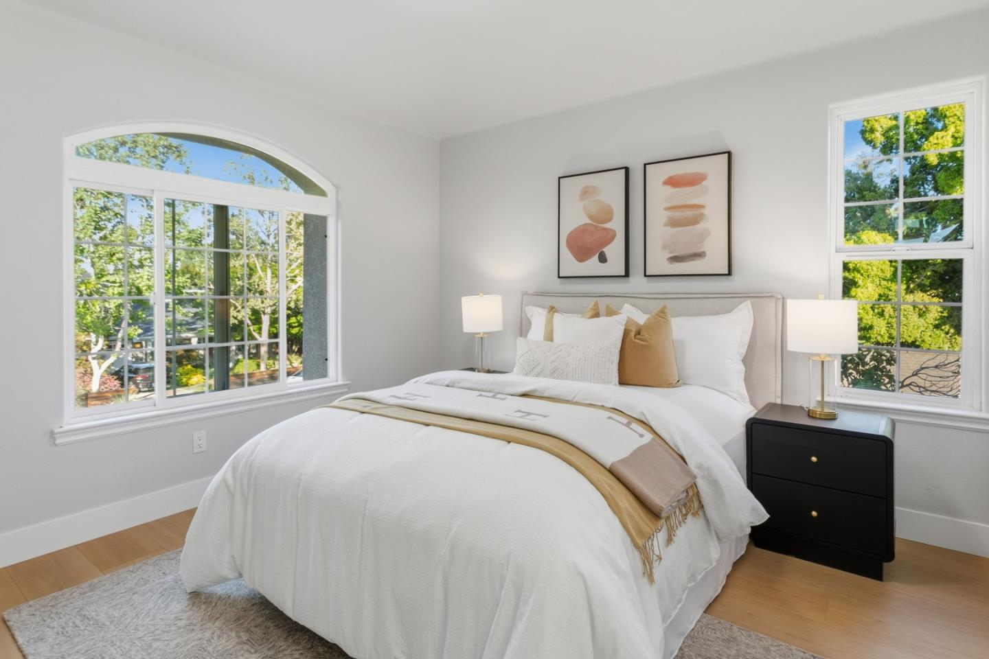 Detail Gallery Image 26 of 39 For 3286 South Ct, Palo Alto,  CA 94306 - 4 Beds | 4 Baths