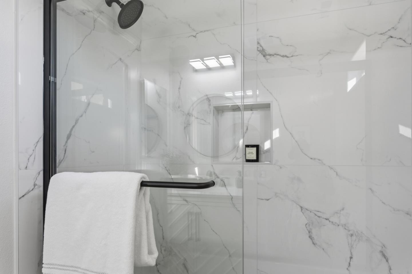 Detail Gallery Image 28 of 39 For 3286 South Ct, Palo Alto,  CA 94306 - 4 Beds | 4 Baths