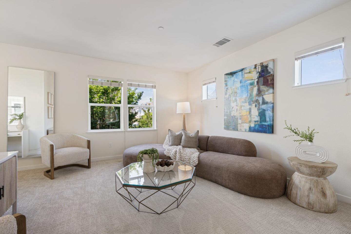 Detail Gallery Image 12 of 26 For 1918 Newbury Dr, Mountain View,  CA 94043 - 3 Beds | 3/1 Baths