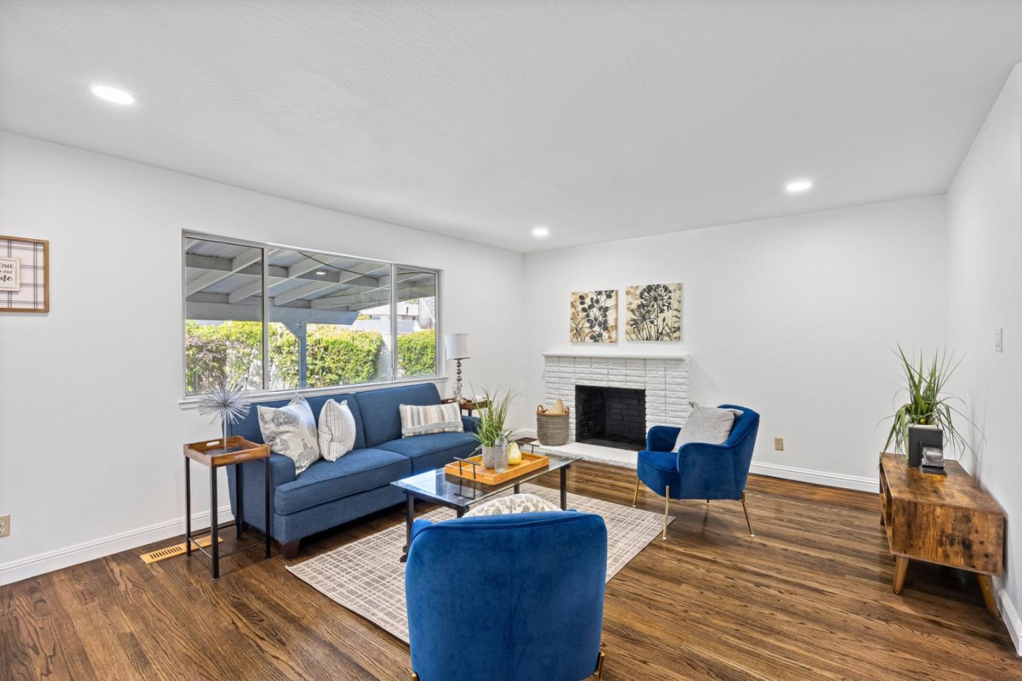 Detail Gallery Image 18 of 41 For 253 Helen Way, Livermore,  CA 94550 - 6 Beds | 2/1 Baths