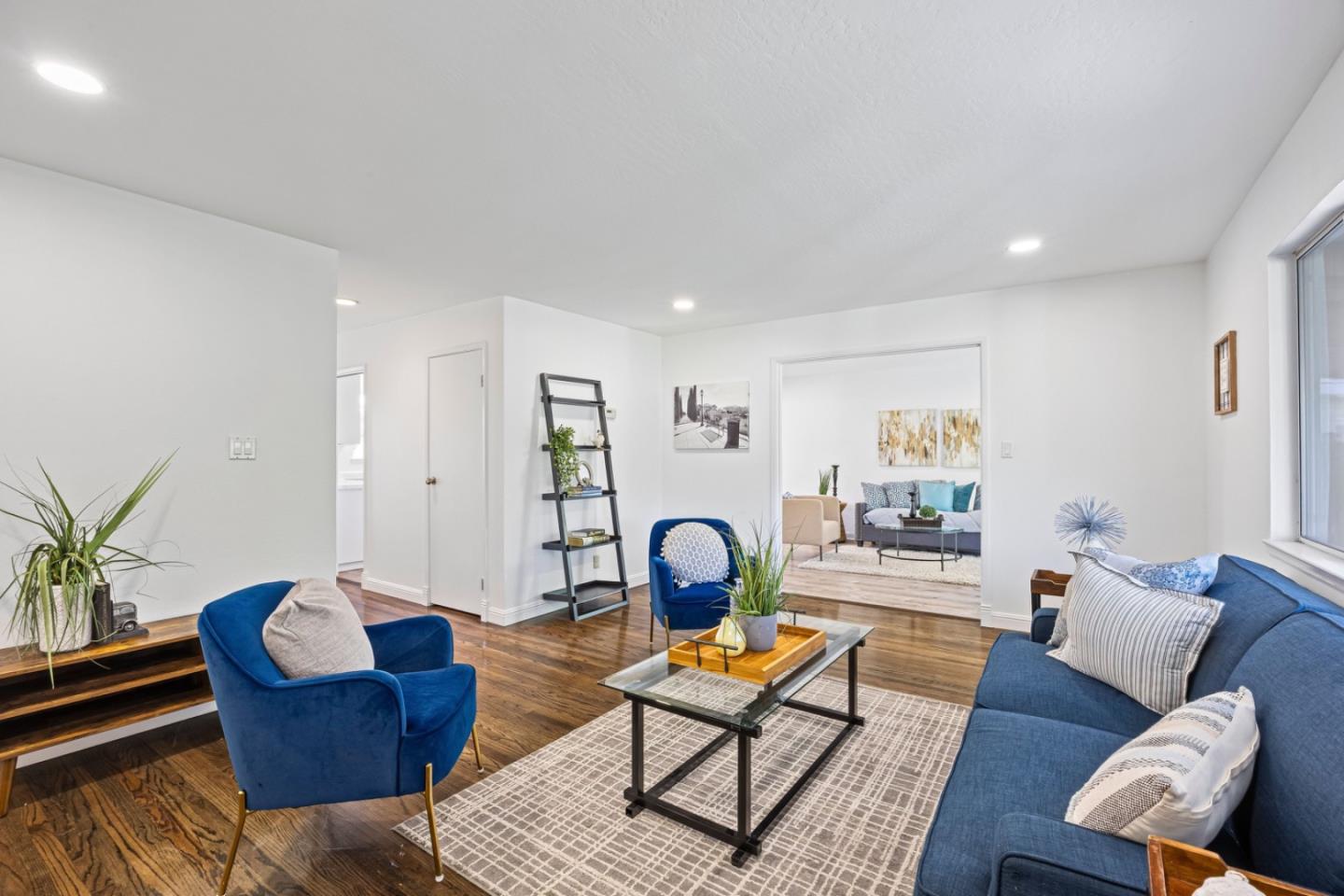 Detail Gallery Image 21 of 41 For 253 Helen Way, Livermore,  CA 94550 - 6 Beds | 2/1 Baths