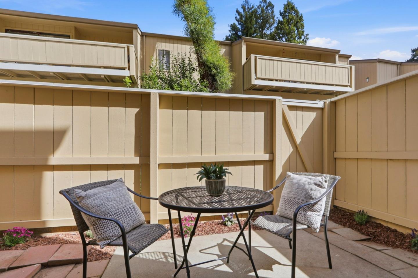 Detail Gallery Image 29 of 46 For 3007 Kaiser Dr #F,  Santa Clara,  CA 95051 - 2 Beds | 1/1 Baths
