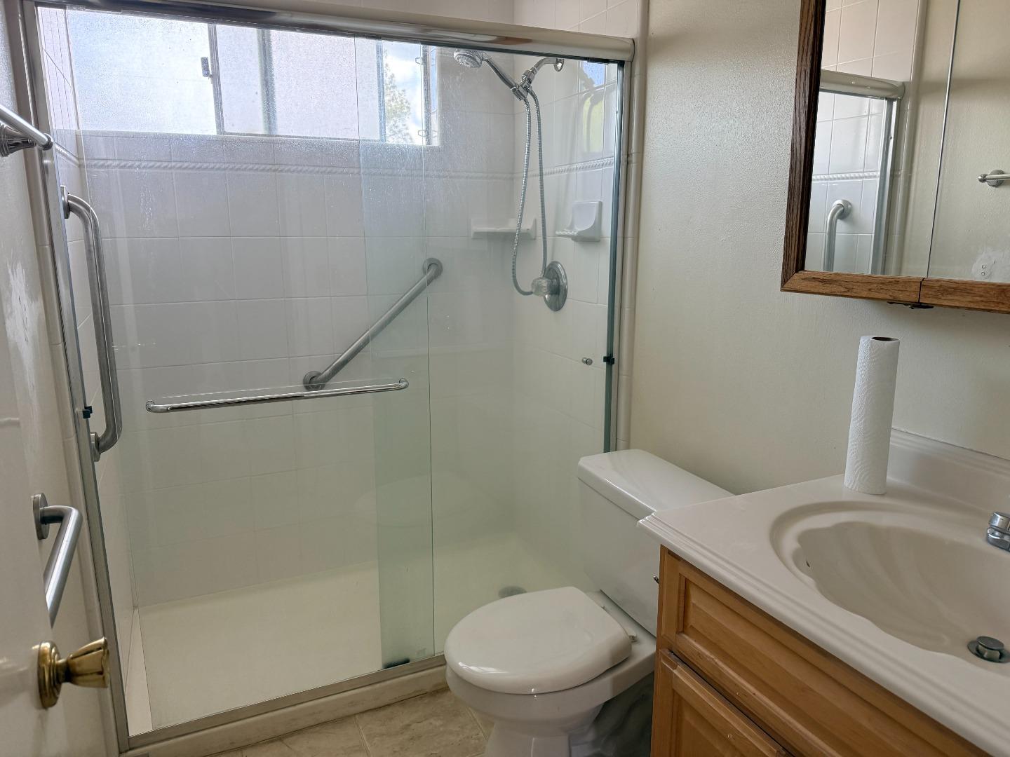 Detail Gallery Image 4 of 7 For 415 Don Seville Ct, San Jose,  CA 95123 - 3 Beds | 1/1 Baths