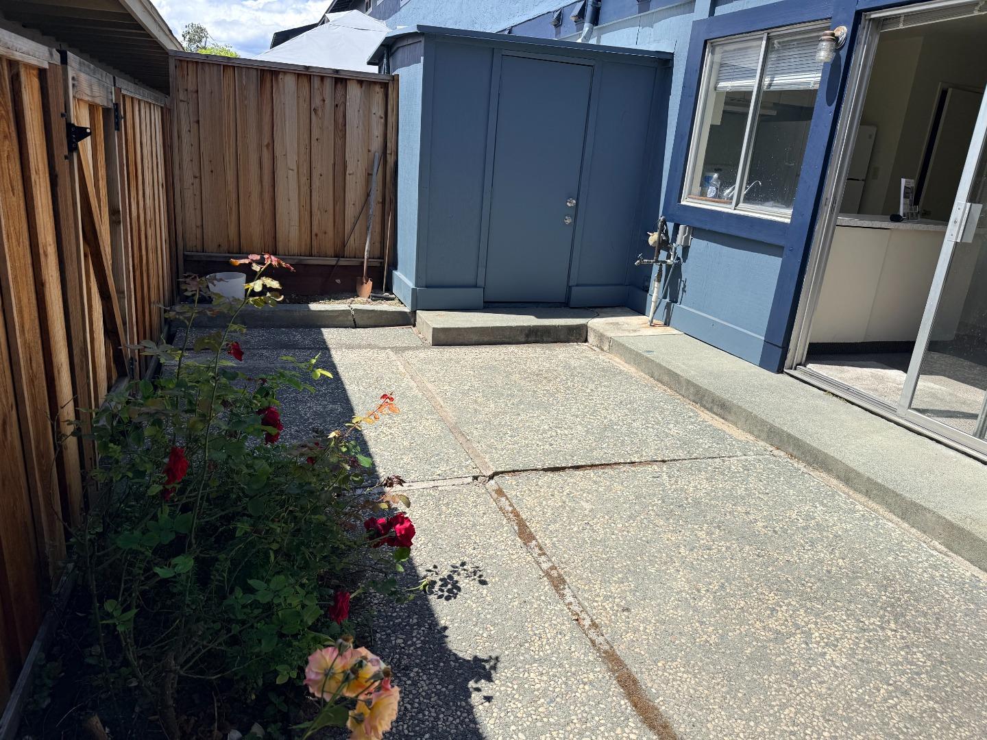 Detail Gallery Image 5 of 7 For 415 Don Seville Ct, San Jose,  CA 95123 - 3 Beds | 1/1 Baths