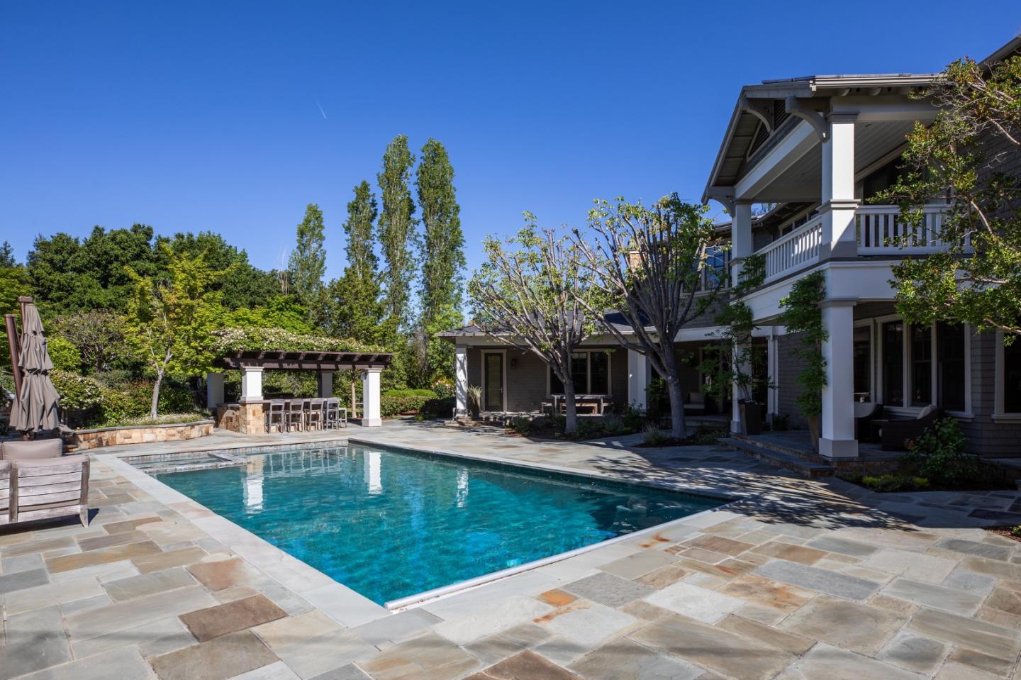 Detail Gallery Image 15 of 22 For 12366 Priscilla Ln, Los Altos Hills,  CA 94022 - 5 Beds | 4/2 Baths