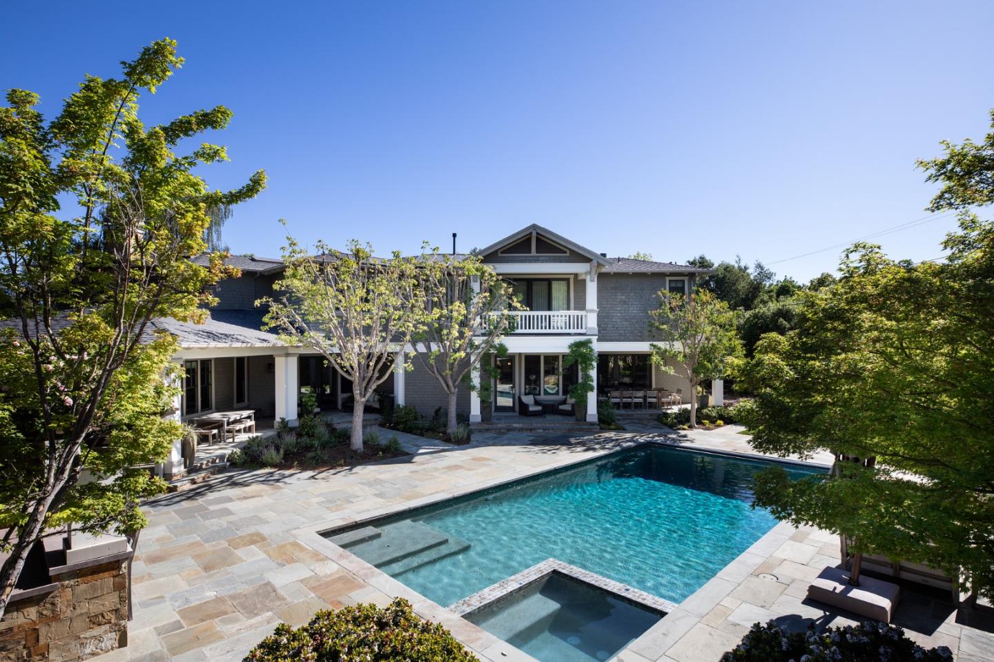 Detail Gallery Image 16 of 22 For 12366 Priscilla Ln, Los Altos Hills,  CA 94022 - 5 Beds | 4/2 Baths