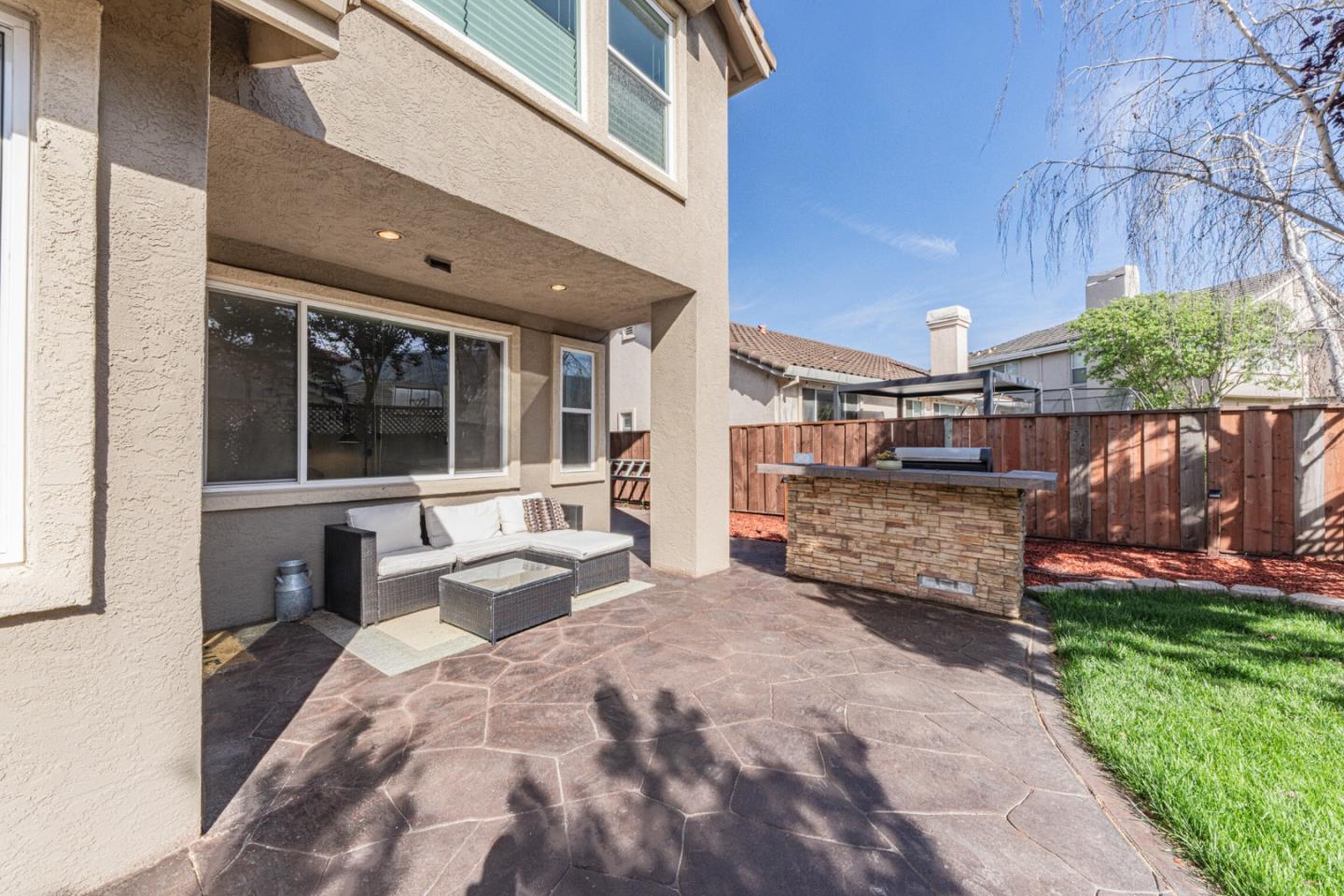 Detail Gallery Image 21 of 55 For 18300 Meadow Song Way, Salinas,  CA 93908 - 5 Beds | 3 Baths