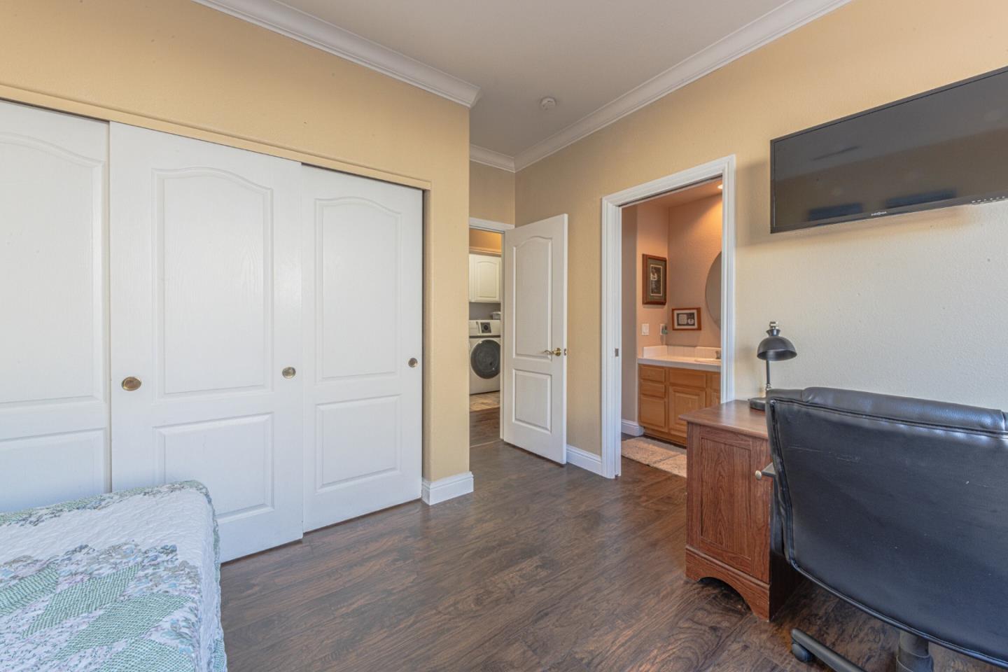 Detail Gallery Image 23 of 55 For 18300 Meadow Song Way, Salinas,  CA 93908 - 5 Beds | 3 Baths