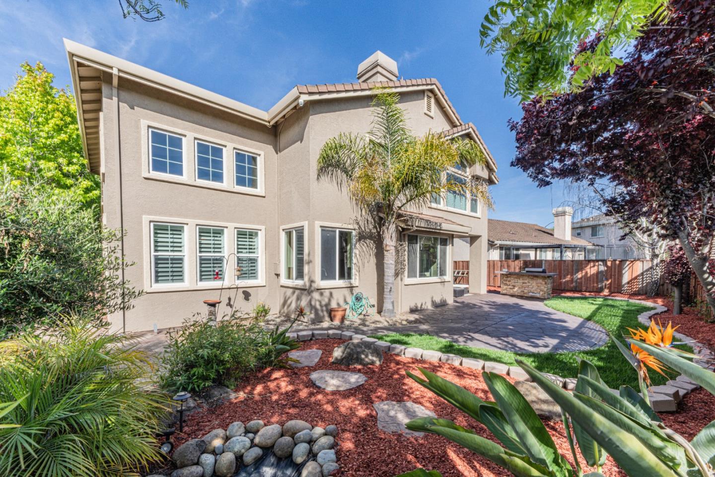 Detail Gallery Image 46 of 55 For 18300 Meadow Song Way, Salinas,  CA 93908 - 5 Beds | 3 Baths