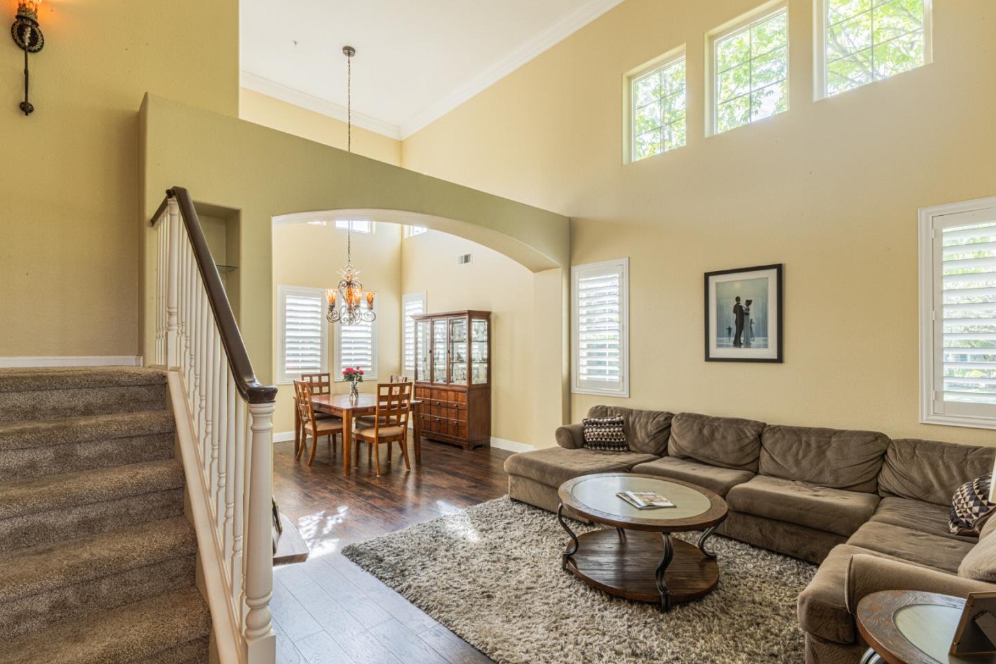 Detail Gallery Image 7 of 55 For 18300 Meadow Song Way, Salinas,  CA 93908 - 5 Beds | 3 Baths