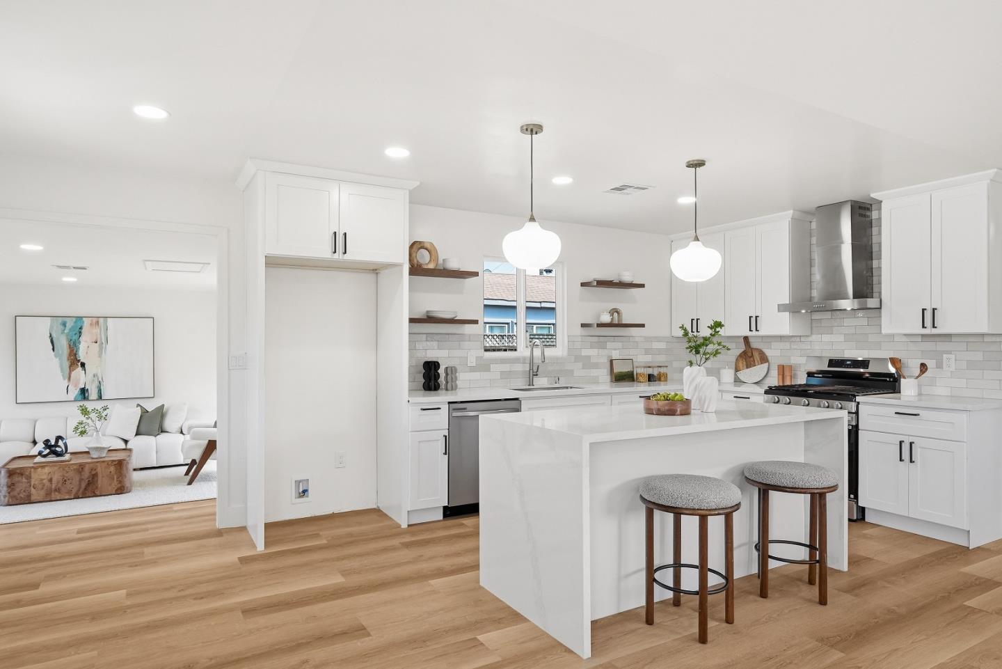 Detail Gallery Image 11 of 38 For 3334 Marchese Ct, Santa Clara,  CA 95051 - 3 Beds | 2/1 Baths