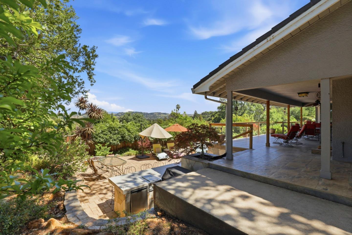 Detail Gallery Image 35 of 50 For 1237 Wooded Hills Dr, San Jose,  CA 95120 - 3 Beds | 2/1 Baths