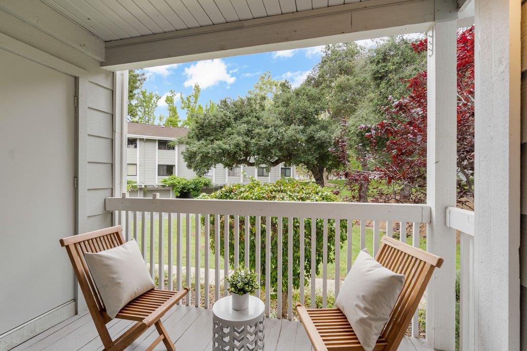 Detail Gallery Image 13 of 38 For 938 Clark #49,  Mountain View,  CA 94040 - 2 Beds | 2 Baths