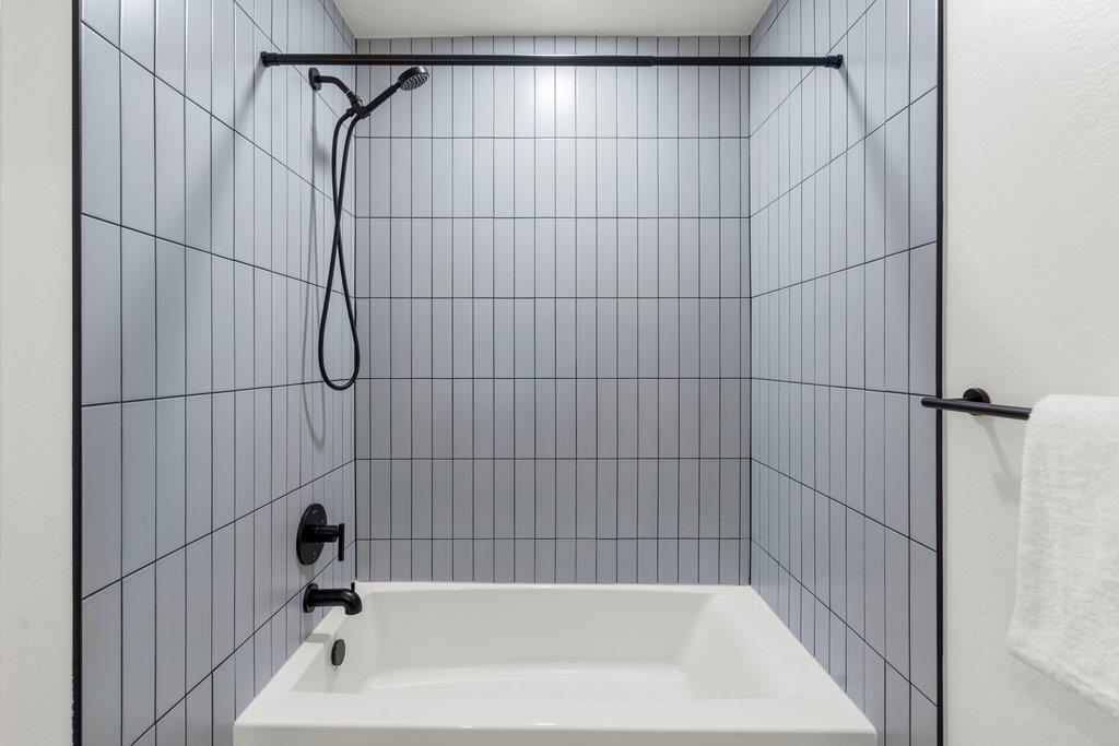 Detail Gallery Image 24 of 38 For 938 Clark #49,  Mountain View,  CA 94040 - 2 Beds | 2 Baths