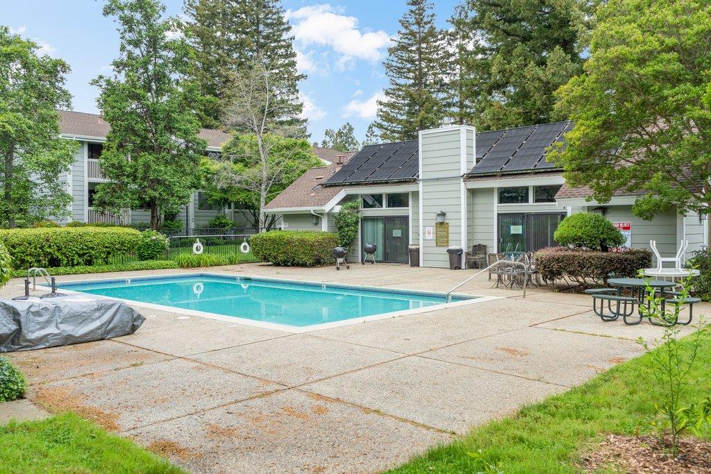 Detail Gallery Image 31 of 38 For 938 Clark #49,  Mountain View,  CA 94040 - 2 Beds | 2 Baths