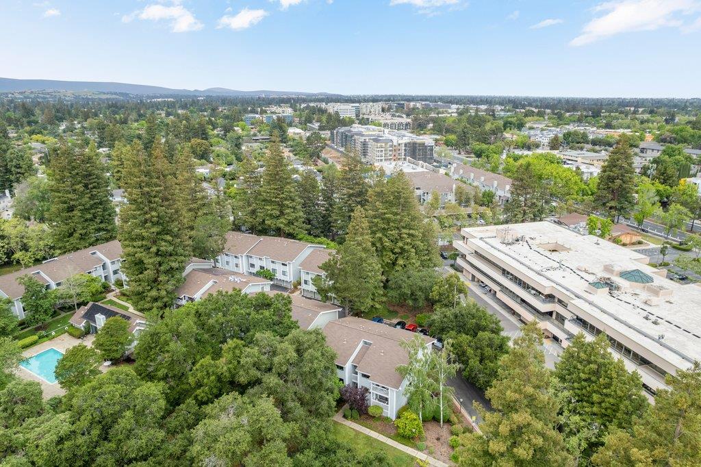 Detail Gallery Image 33 of 38 For 938 Clark #49,  Mountain View,  CA 94040 - 2 Beds | 2 Baths