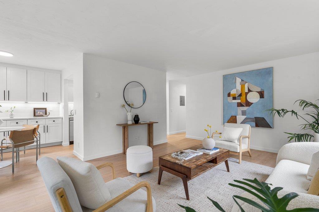 Detail Gallery Image 6 of 38 For 938 Clark #49,  Mountain View,  CA 94040 - 2 Beds | 2 Baths