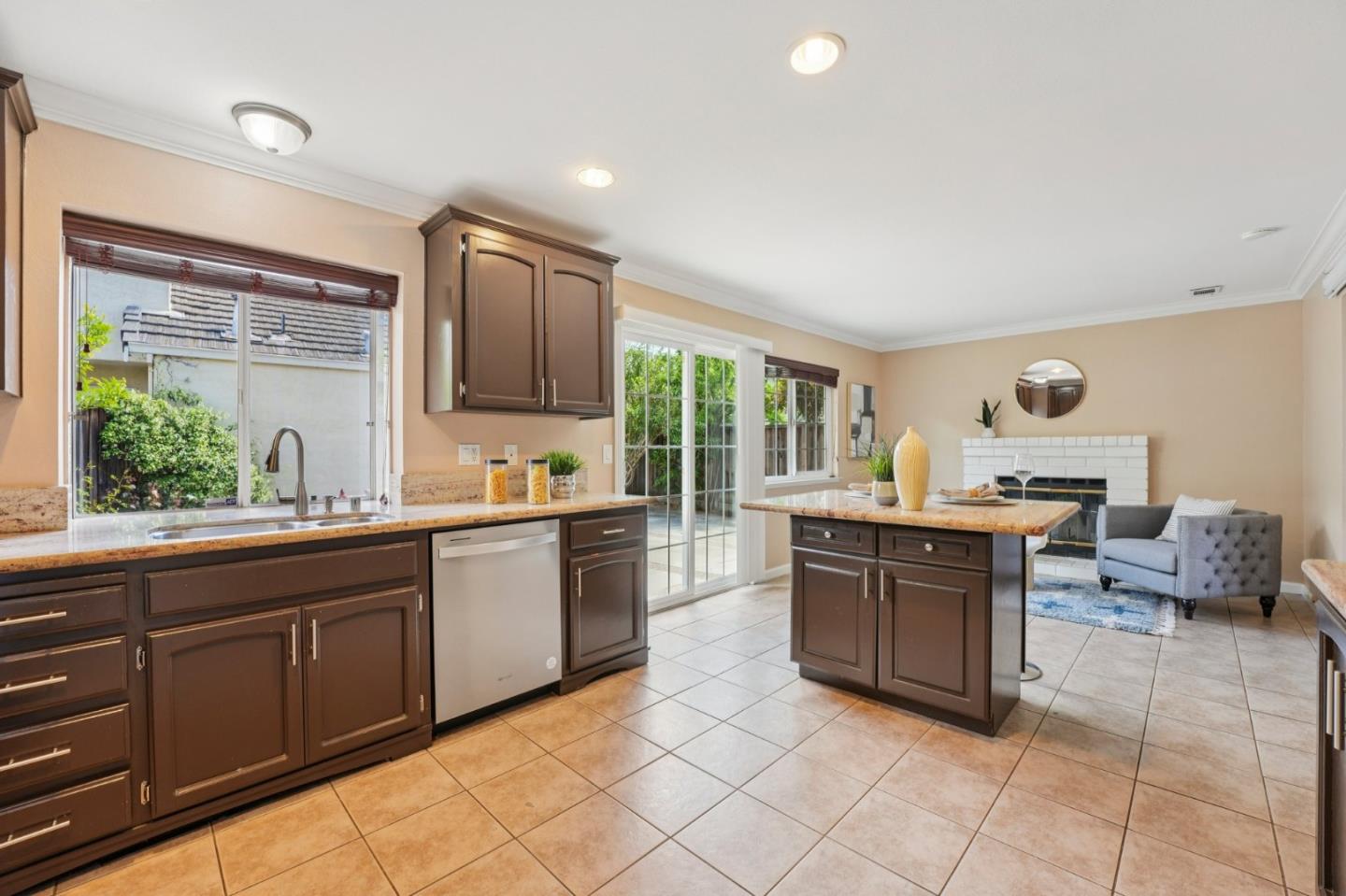 Detail Gallery Image 19 of 45 For 34094 Gannon Ter, Fremont,  CA 94555 - 4 Beds | 2/1 Baths