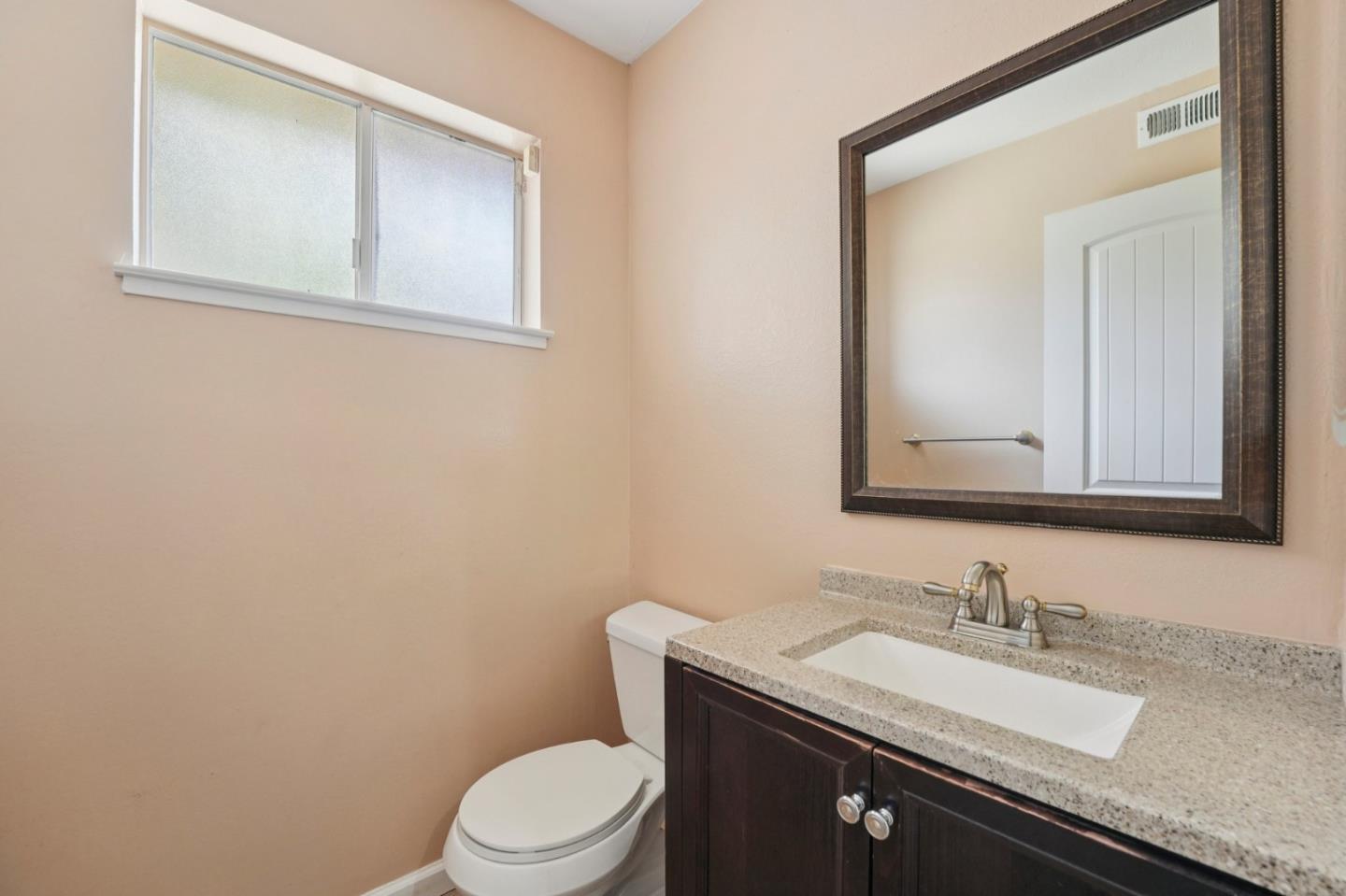 Detail Gallery Image 31 of 45 For 34094 Gannon Ter, Fremont,  CA 94555 - 4 Beds | 2/1 Baths