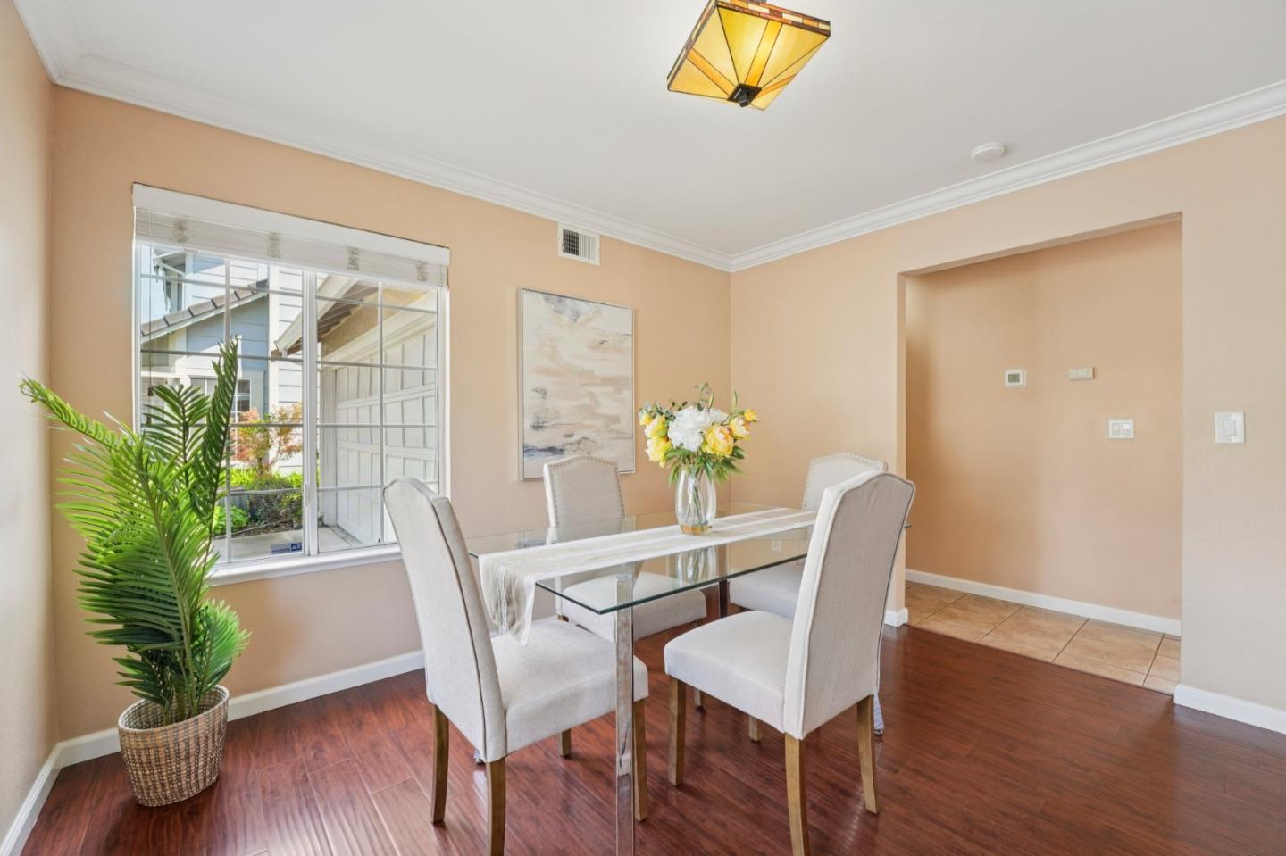 Detail Gallery Image 7 of 45 For 34094 Gannon Ter, Fremont,  CA 94555 - 4 Beds | 2/1 Baths