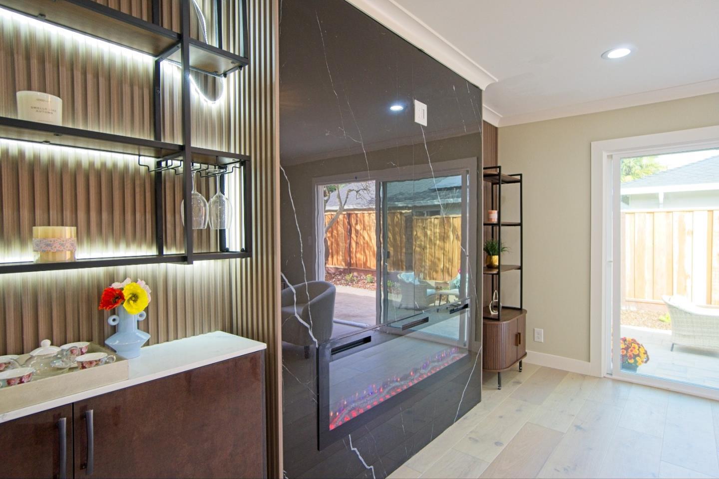 Detail Gallery Image 11 of 32 For 114 Cumulus Ave, Sunnyvale,  CA 94087 - 4 Beds | 3 Baths