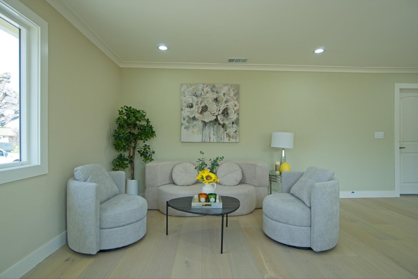 Detail Gallery Image 19 of 32 For 114 Cumulus Ave, Sunnyvale,  CA 94087 - 4 Beds | 3 Baths