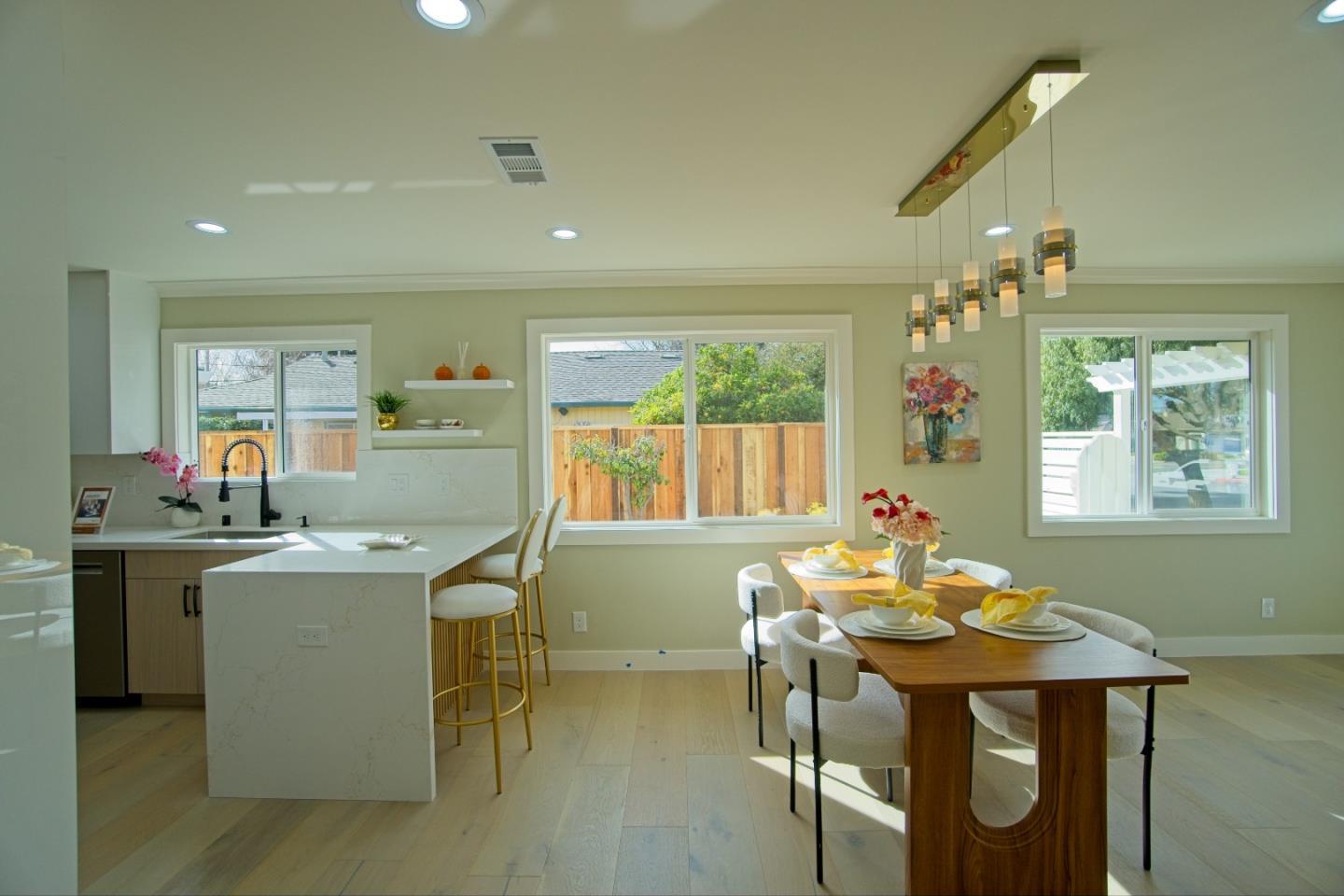 Detail Gallery Image 23 of 32 For 114 Cumulus Ave, Sunnyvale,  CA 94087 - 4 Beds | 3 Baths