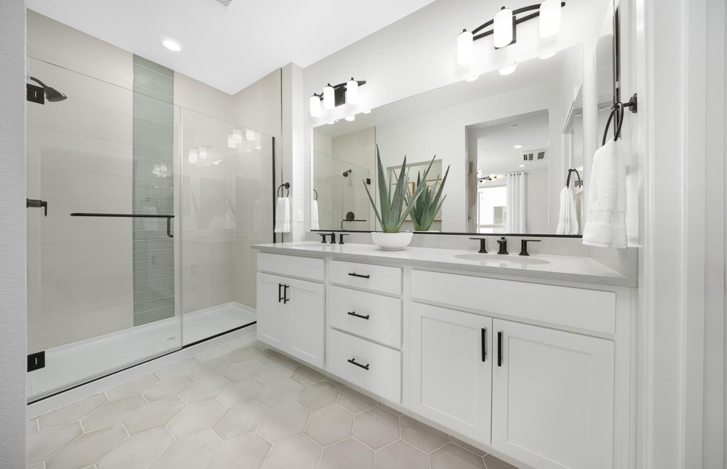 Detail Gallery Image 12 of 17 For 401 Tonkin Ter #9,  Sunnyvale,  CA 94089 - 2 Beds | 2 Baths