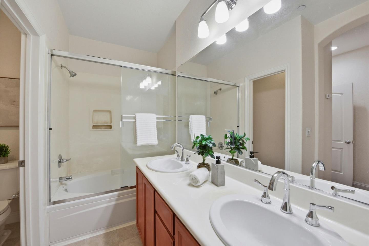 Detail Gallery Image 22 of 36 For 48962 Woodgrove Cmn, Fremont,  CA 94539 - 3 Beds | 2/1 Baths
