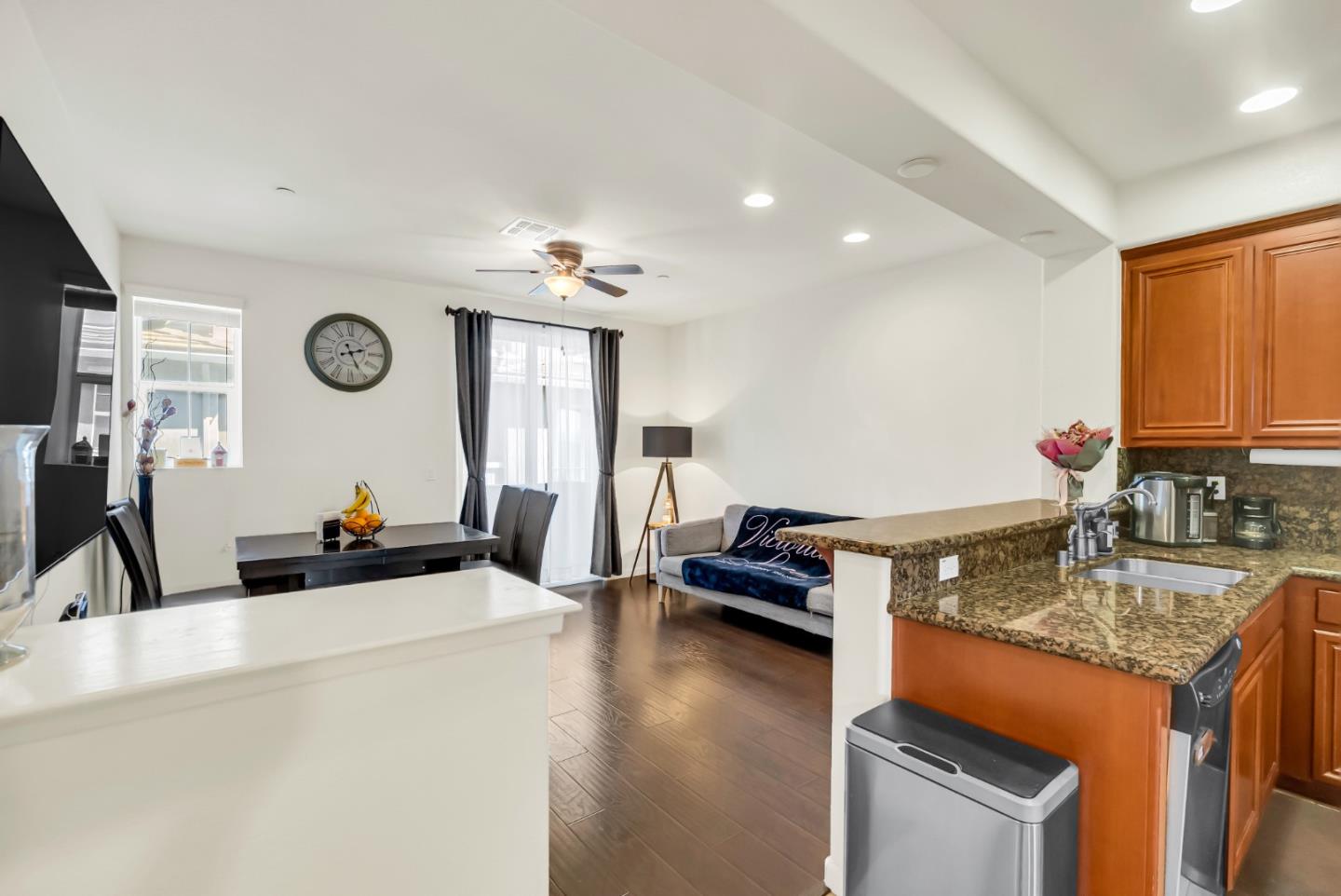 425 North El Camino Real UNIT 105, San Mateo, CA, 94401