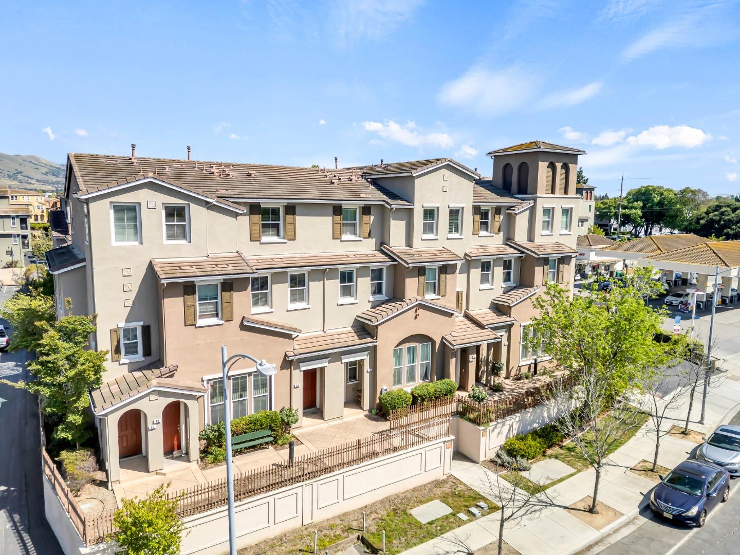 Detail Gallery Image 37 of 38 For 23 Bettencourt Way, Milpitas,  CA 95035 - 3 Beds | 3 Baths