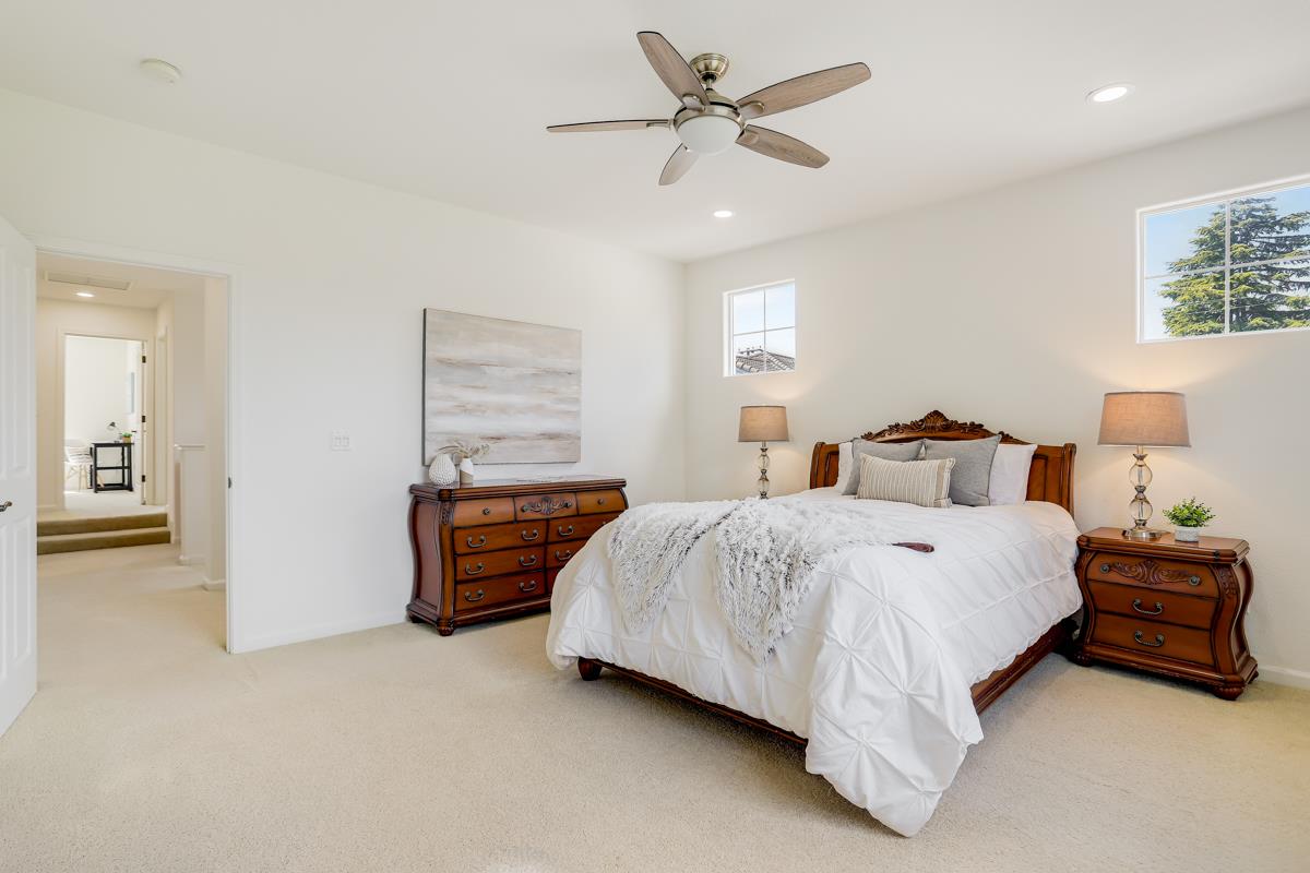 Detail Gallery Image 17 of 39 For 449 Norwood Cir, Santa Clara,  CA 95051 - 4 Beds | 2/1 Baths