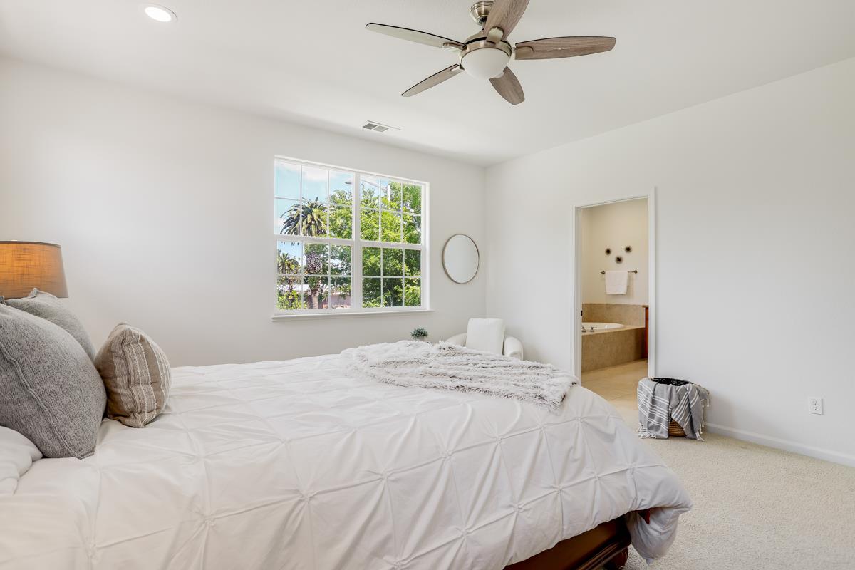 Detail Gallery Image 18 of 39 For 449 Norwood Cir, Santa Clara,  CA 95051 - 4 Beds | 2/1 Baths