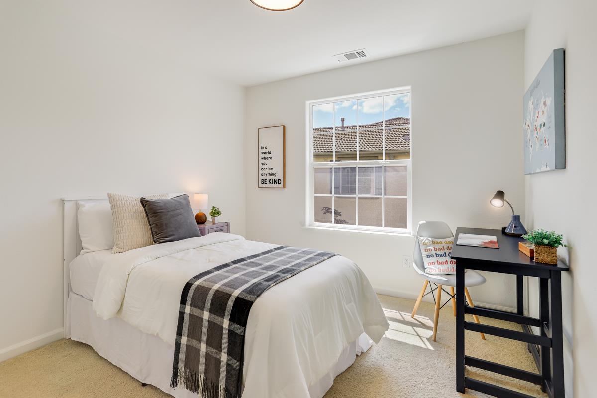 Detail Gallery Image 26 of 39 For 449 Norwood Cir, Santa Clara,  CA 95051 - 4 Beds | 2/1 Baths