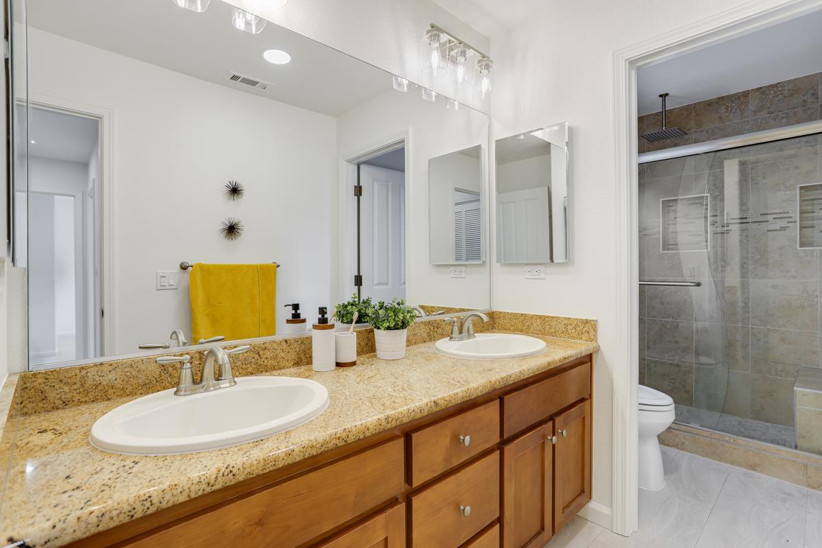 Detail Gallery Image 28 of 39 For 449 Norwood Cir, Santa Clara,  CA 95051 - 4 Beds | 2/1 Baths