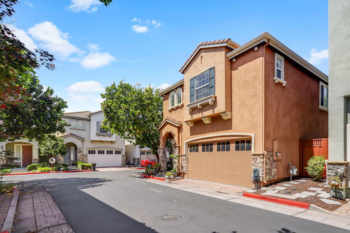 Detail Gallery Image 36 of 39 For 449 Norwood Cir, Santa Clara,  CA 95051 - 4 Beds | 2/1 Baths