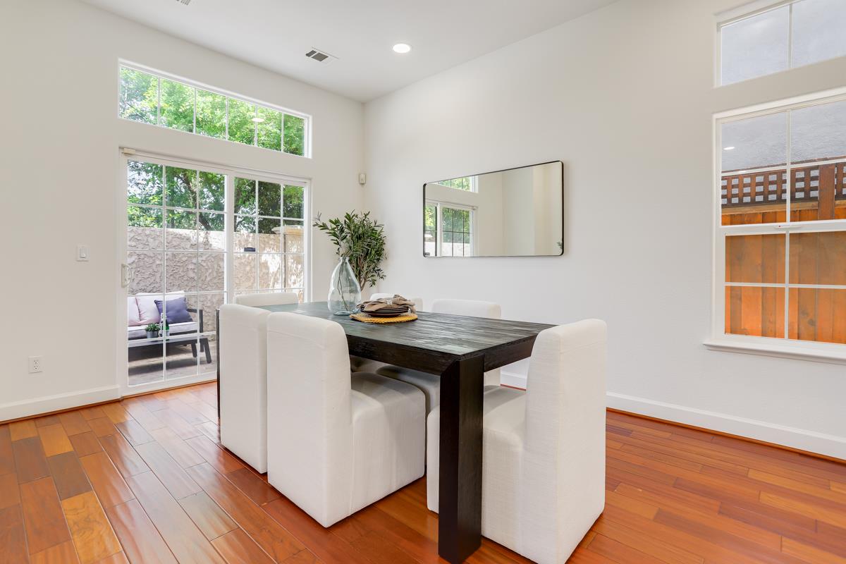 Detail Gallery Image 8 of 39 For 449 Norwood Cir, Santa Clara,  CA 95051 - 4 Beds | 2/1 Baths