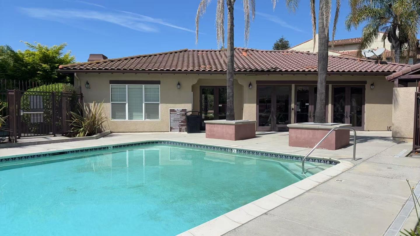 Detail Gallery Image 31 of 36 For 1756 Camino Leonor, San Jose,  CA 95131 - 2 Beds | 2 Baths