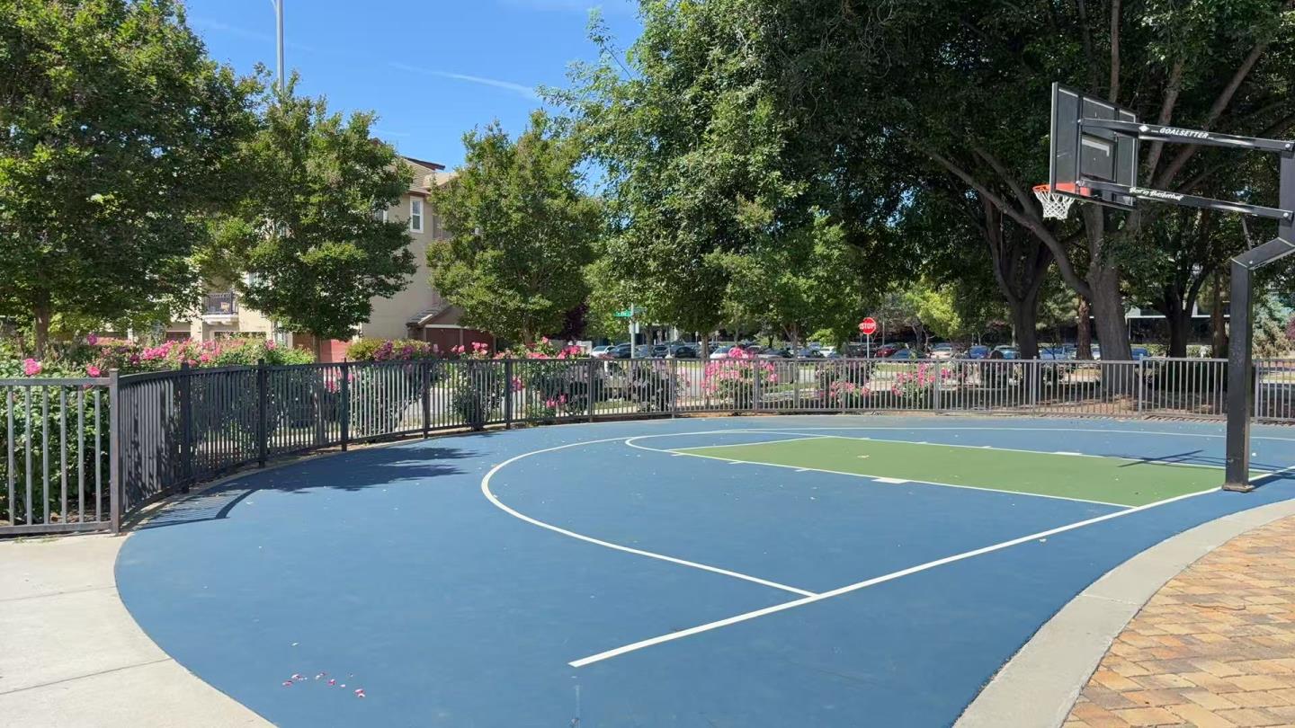 Detail Gallery Image 33 of 36 For 1756 Camino Leonor, San Jose,  CA 95131 - 2 Beds | 2 Baths