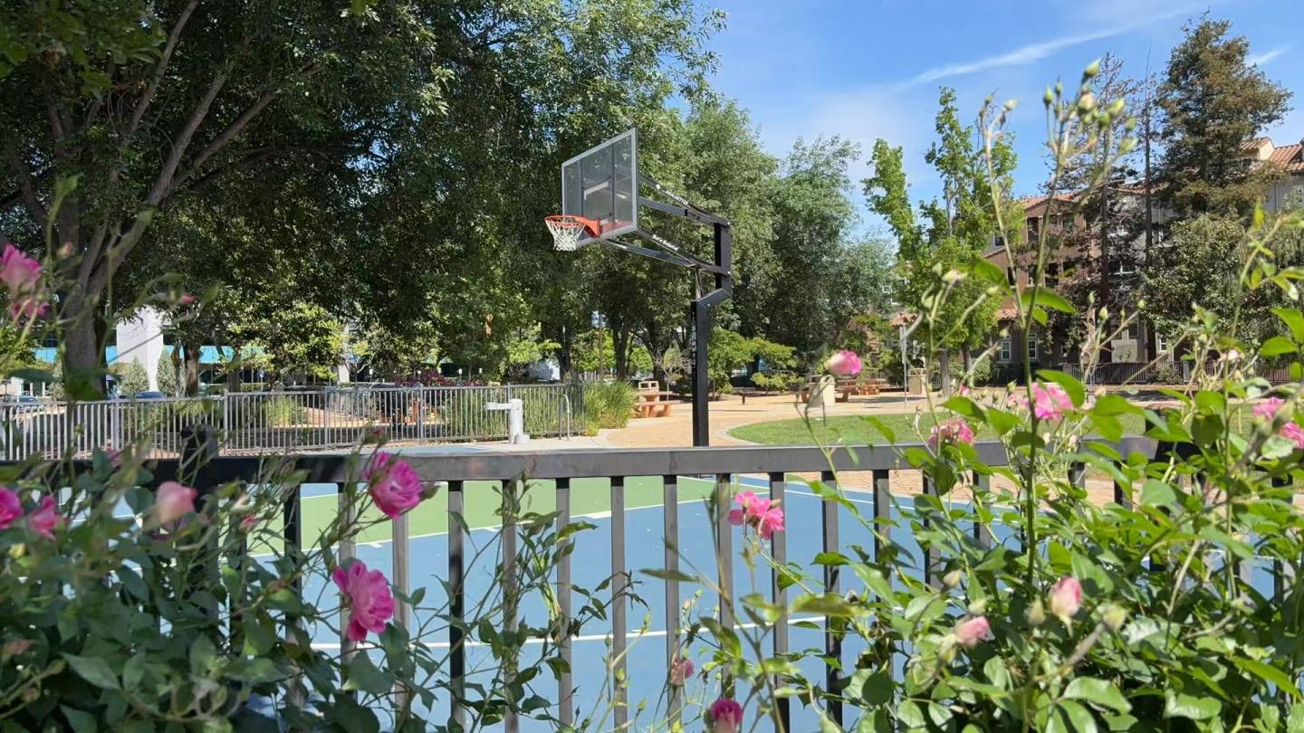 Detail Gallery Image 34 of 36 For 1756 Camino Leonor, San Jose,  CA 95131 - 2 Beds | 2 Baths