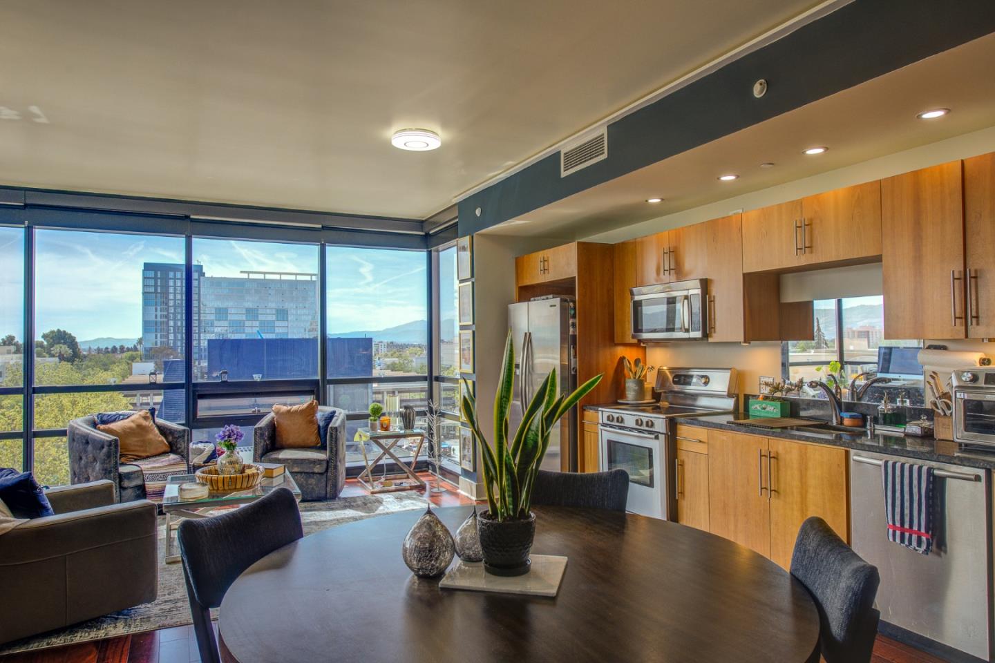 Detail Gallery Image 10 of 37 For 88 E San Fernando St #704,  San Jose,  CA 95113 - 1 Beds | 1 Baths