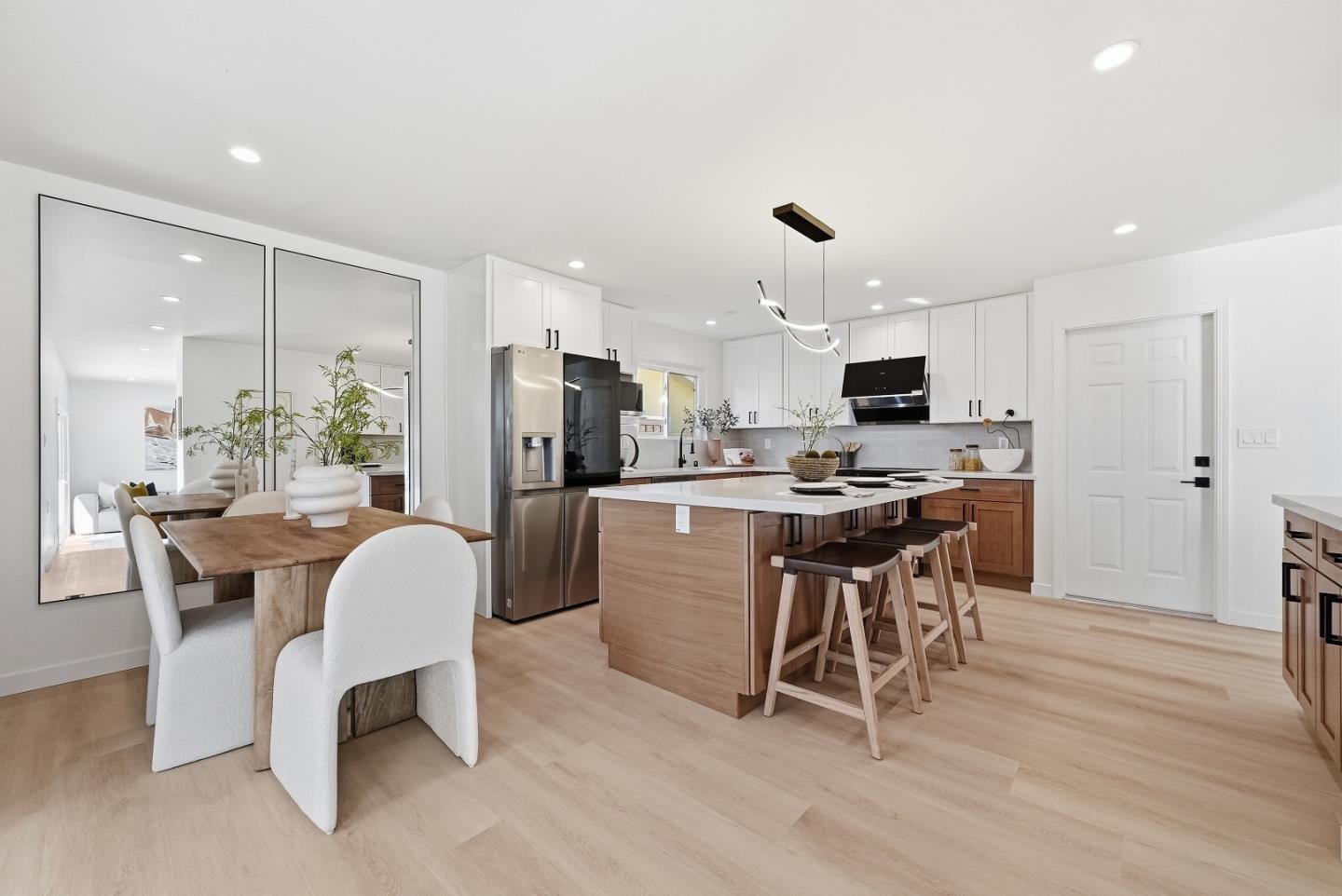 Detail Gallery Image 13 of 36 For 3686 Kirk Rd, San Jose,  CA 95124 - 3 Beds | 2 Baths