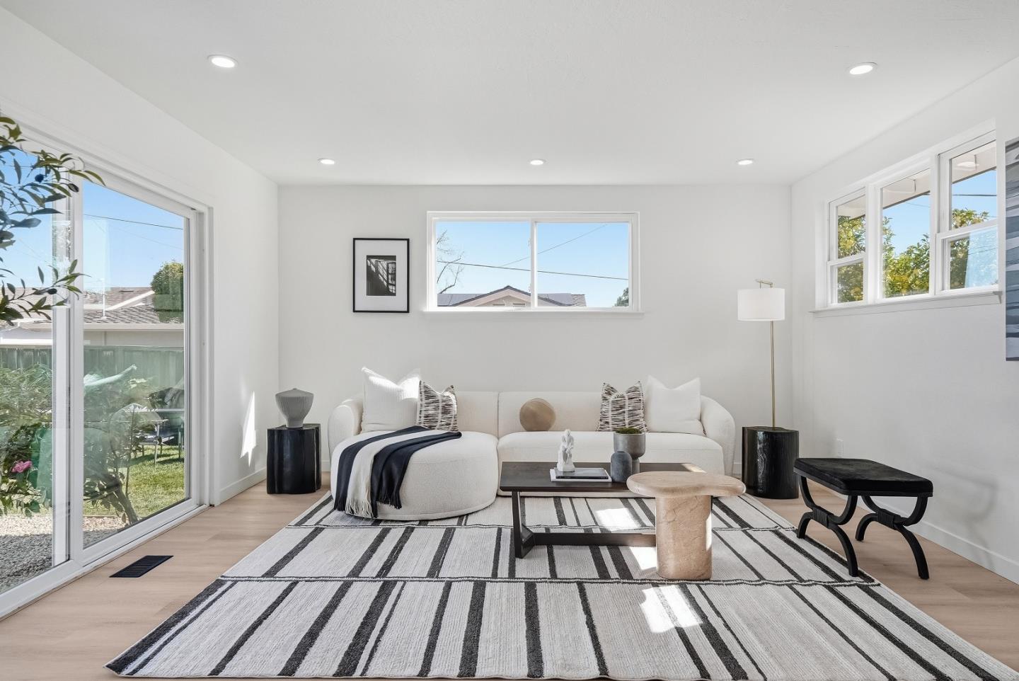 Detail Gallery Image 14 of 36 For 3686 Kirk Rd, San Jose,  CA 95124 - 3 Beds | 2 Baths