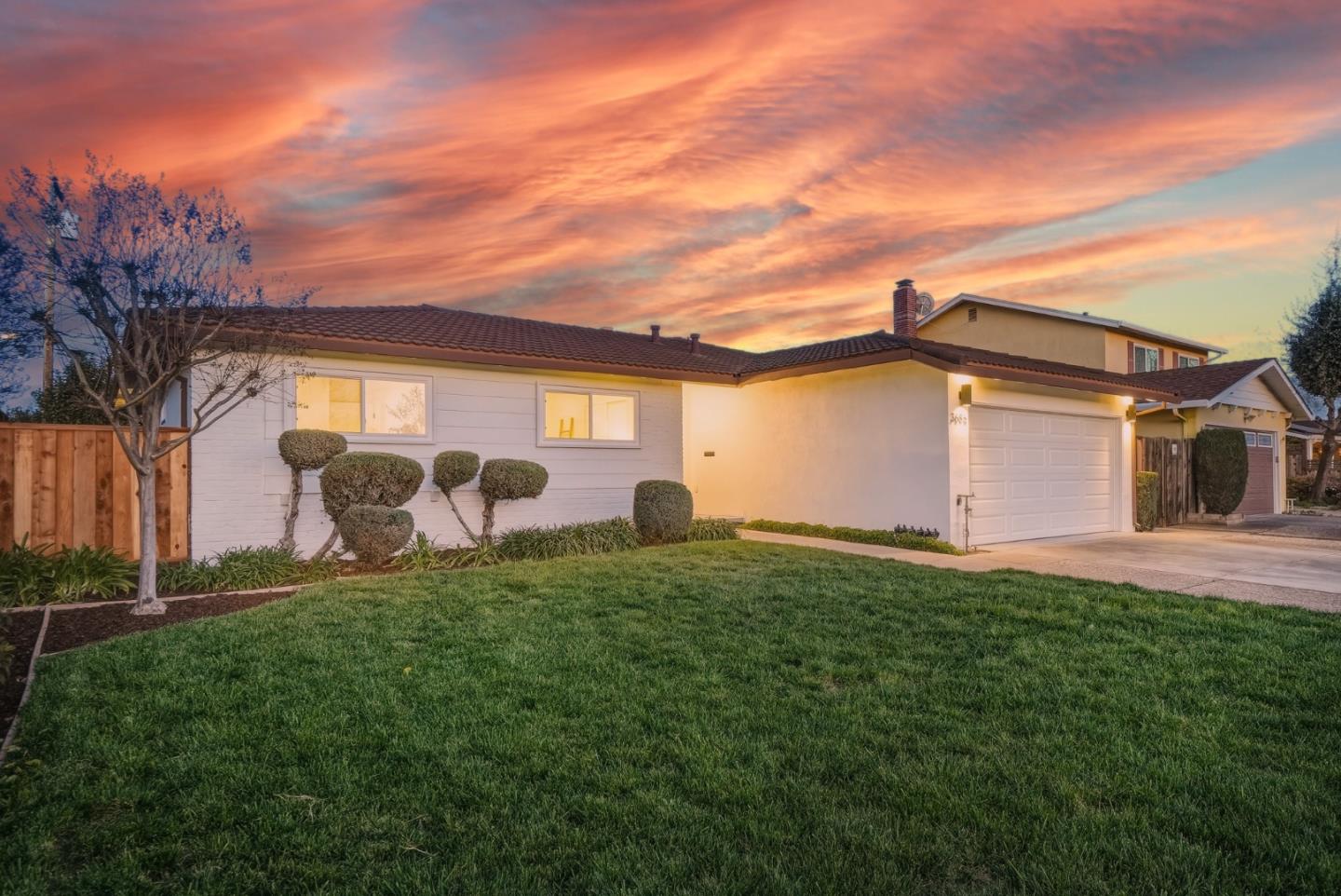 Detail Gallery Image 2 of 36 For 3686 Kirk Rd, San Jose,  CA 95124 - 3 Beds | 2 Baths