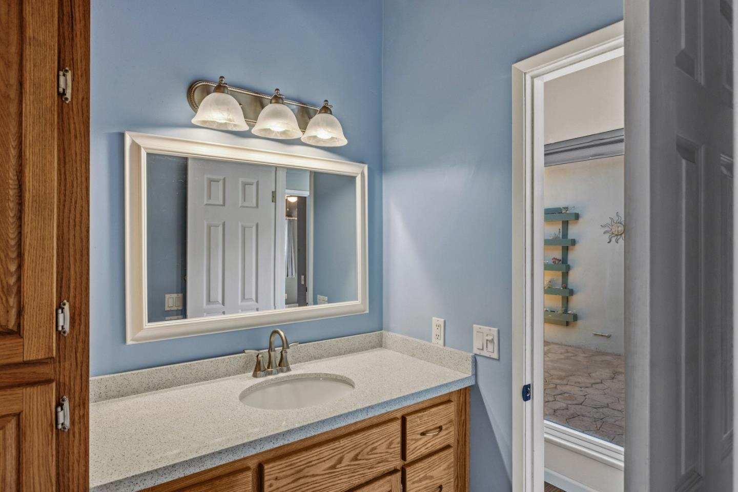 Detail Gallery Image 19 of 43 For 3058 Berney Dr, Marina,  CA 93933 - 3 Beds | 2 Baths