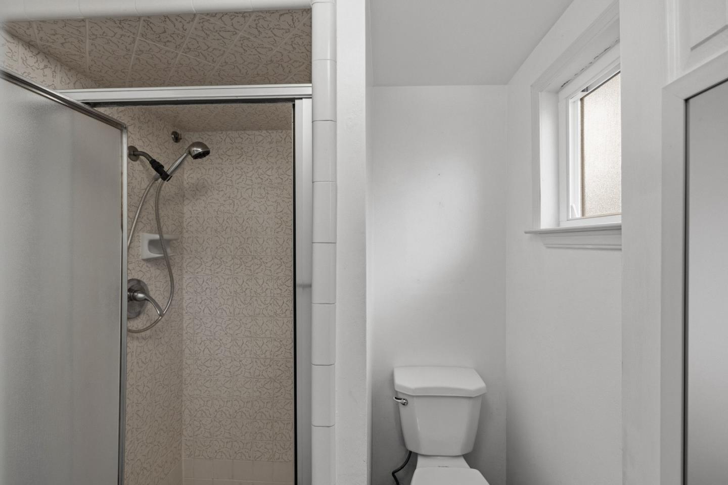 Detail Gallery Image 26 of 43 For 3058 Berney Dr, Marina,  CA 93933 - 3 Beds | 2 Baths