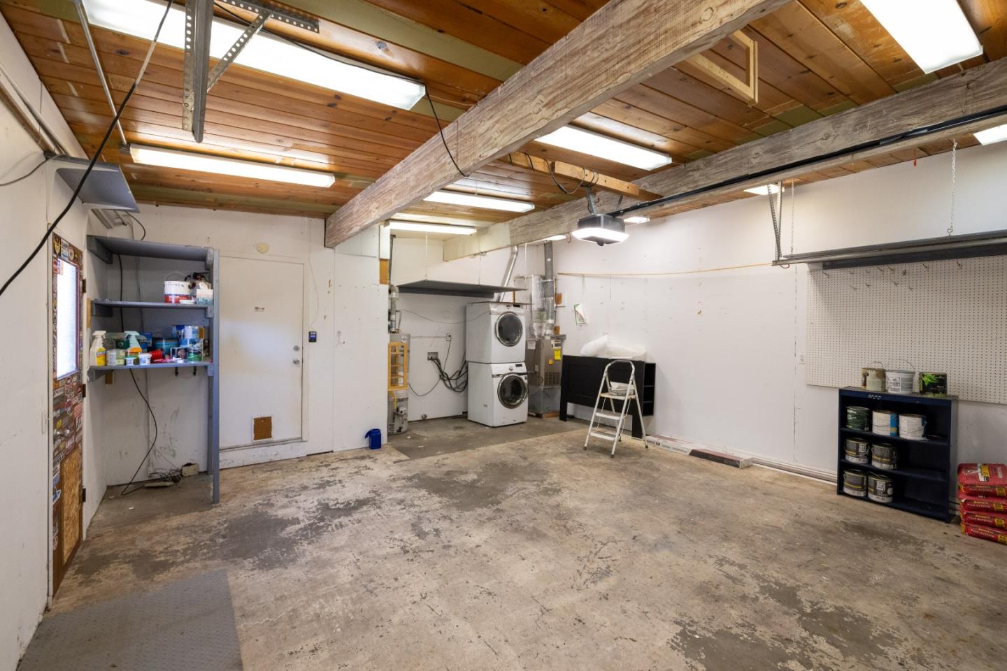 Detail Gallery Image 30 of 43 For 3058 Berney Dr, Marina,  CA 93933 - 3 Beds | 2 Baths