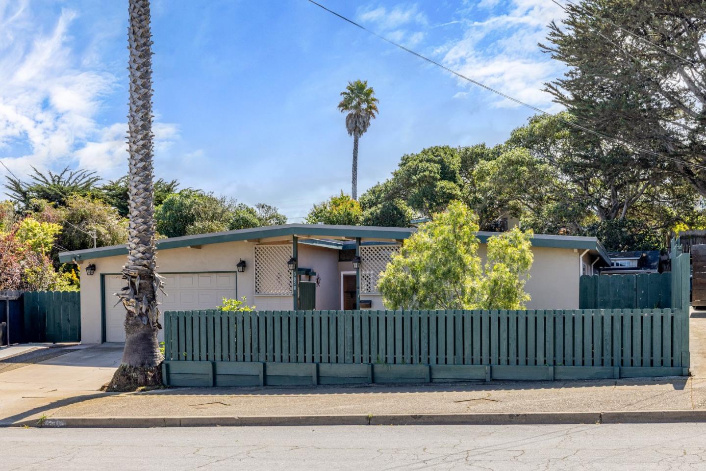 Detail Gallery Image 42 of 43 For 3058 Berney Dr, Marina,  CA 93933 - 3 Beds | 2 Baths