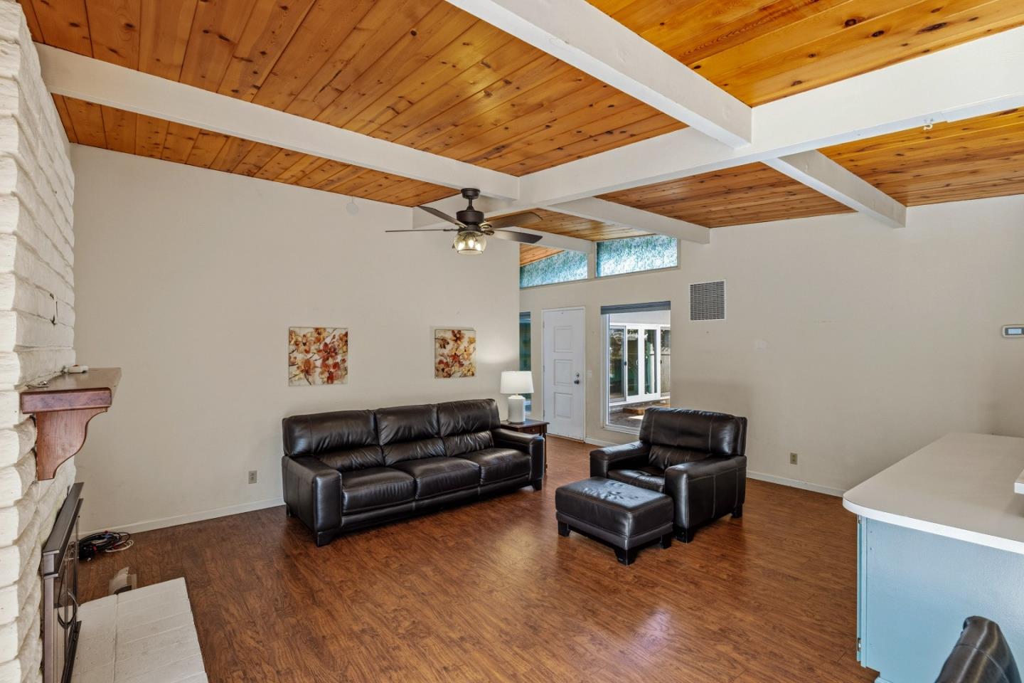 Detail Gallery Image 6 of 43 For 3058 Berney Dr, Marina,  CA 93933 - 3 Beds | 2 Baths